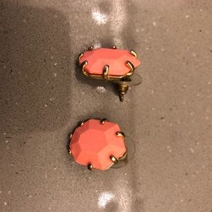 Kendra Scott coral stud earrings